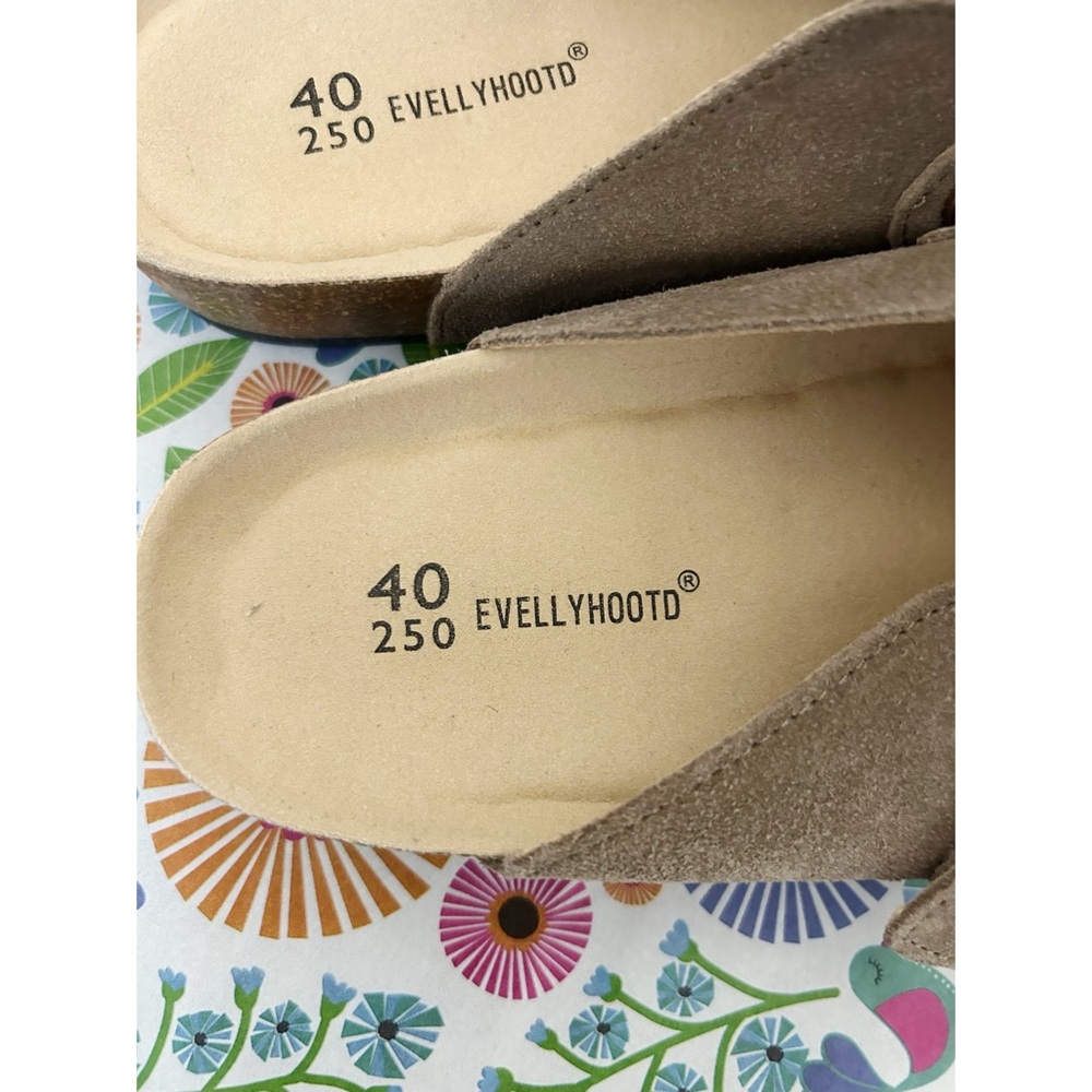Tan Suede Clogs - Picture 3 of 4